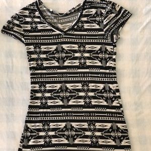 Black&White Patterned Shirt